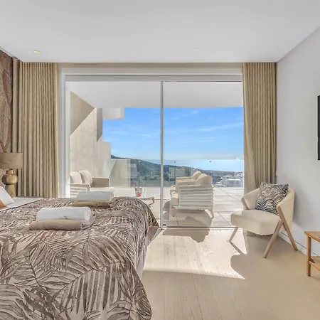 Palo Alto - Elegant 3 Bed Apartment *