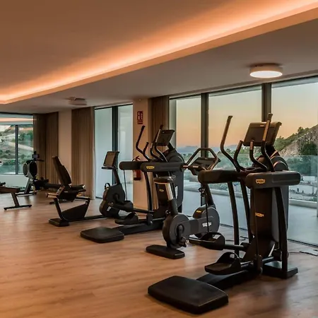 Palo Alto - Elegant 3 Bed Apartment *